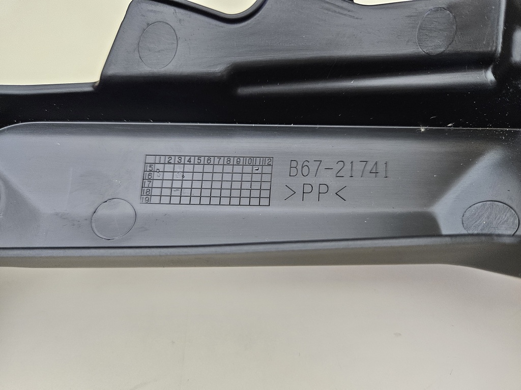 YAMAHA MT-10 SAĞ ARKA KUYRUK KAPAK 2016-2020