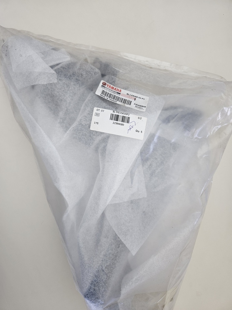 YAMAHA XMAX 250 300 400 ÖN SAĞ YAN KAPAK SİYAH 2018-2023