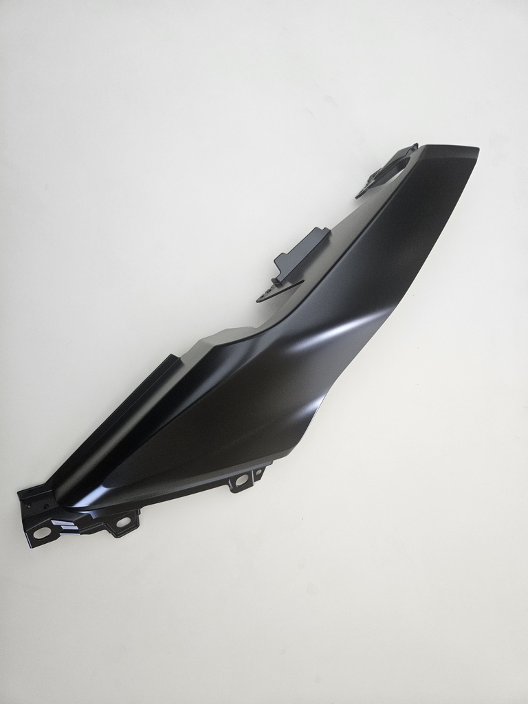 YAMAHA XMAX 250 300 TECHMAX SOL SELE ALTI KAPAK MAT SİYAH 2023-2024