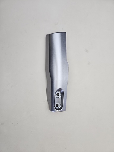 [5YU2313300P0] YAMAHA MT01 ÖN ÇAMURLUK SAĞ KAPAK 2005-2008